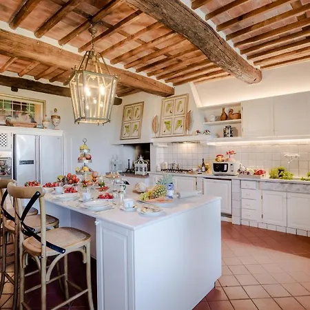 Fattoria Camigliano, Luxury With Pool Inside A Wine Estate 빌라